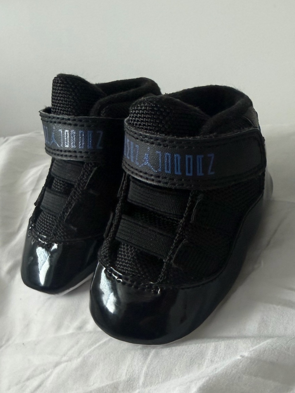 Jordan 11 Crib Booties